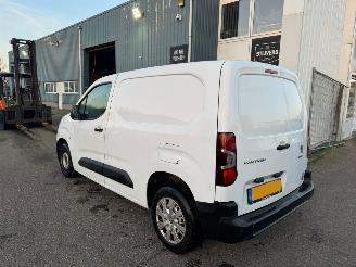 Peugeot Partner 1.6 BlueHDI Premium picture 2