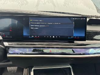 BMW 7-serie 750e xDrive picture 22