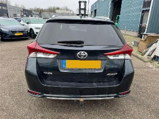 Toyota Auris Touring Sports 1.2T Dynamic BJ 2015 154.883 KM picture 4