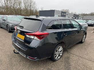 Toyota Auris Touring Sports 1.2T Dynamic BJ 2015 154.883 KM picture 5