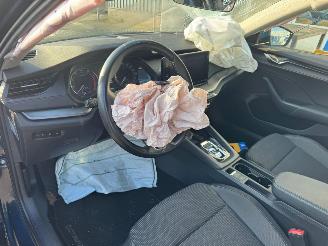 Skoda Octavia Combi 1.5 e-TSI Business Edition AUTOMAAT picture 10