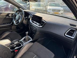 Kia Ceed 1.0 T-GDi GT-Line picture 14