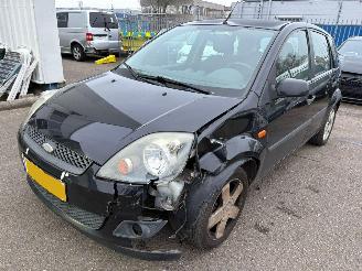 krockskadad bil auto Ford Fiesta 1.6-16V Futura AUTOMAAT 2005/12
