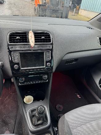 Volkswagen Polo 1.2 TSI Highline picture 14