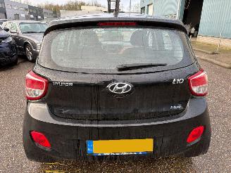 Hyundai I-10 1.0i i-Motion Comfort picture 4