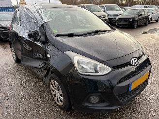 Hyundai I-10 1.0i i-Motion Comfort picture 8