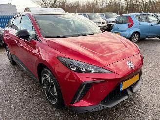 Schadeauto MG MG4 Electric Luxury 64 kWh 2023/6