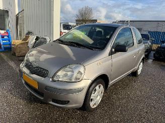 Vaurioauto  passenger cars Toyota Yaris 1.0 VVT-i Idols 2004/7