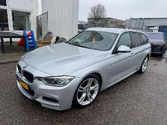 Unfallwagen BMW 3-serie AUTOMAAT Touring 316i Executive 2015/6