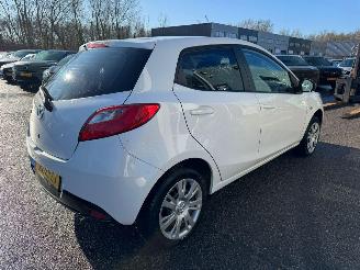 Mazda 2 1.3 Cool picture 5