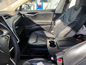 Tesla Model S 85D Base picture 11