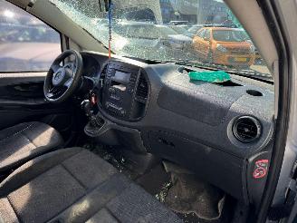 Mercedes Vito Tourer 109 CDI Base Lang 9 P picture 10
