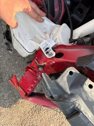 Peugeot 108 1.0 e-VTi Allure picture 10