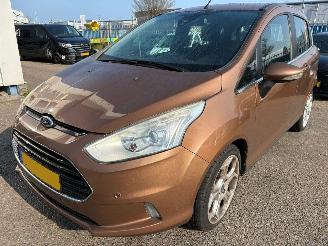 skadebil auto Ford B-Max 1.0 EcoBoost Titanium 2013/2