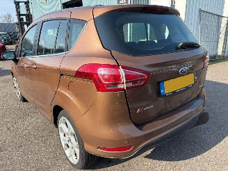 Ford B-Max 1.0 EcoBoost Titanium picture 3