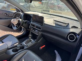 Hyundai Kona 1.6 AUTOMAAT GDI HEV Premium Sky picture 21