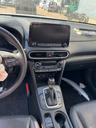 Hyundai Kona 1.6 AUTOMAAT GDI HEV Premium Sky picture 15