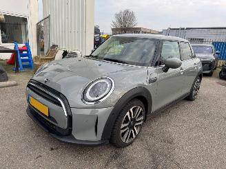 Unfallwagen Mini One 1.5 One  John Cooper Works 2021/9