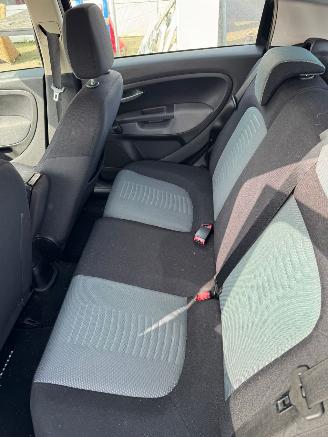 Fiat Grande Punto 1.4 Dynamic picture 13