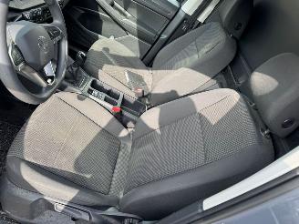 Volkswagen Caddy Cargo Maxi 2.0 TDI Comfort picture 21