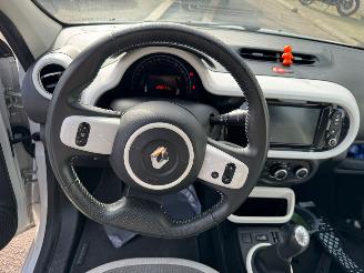 Renault Twingo 1.0 SCe Collection picture 12