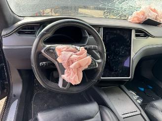 Tesla Model S 75D Base picture 13