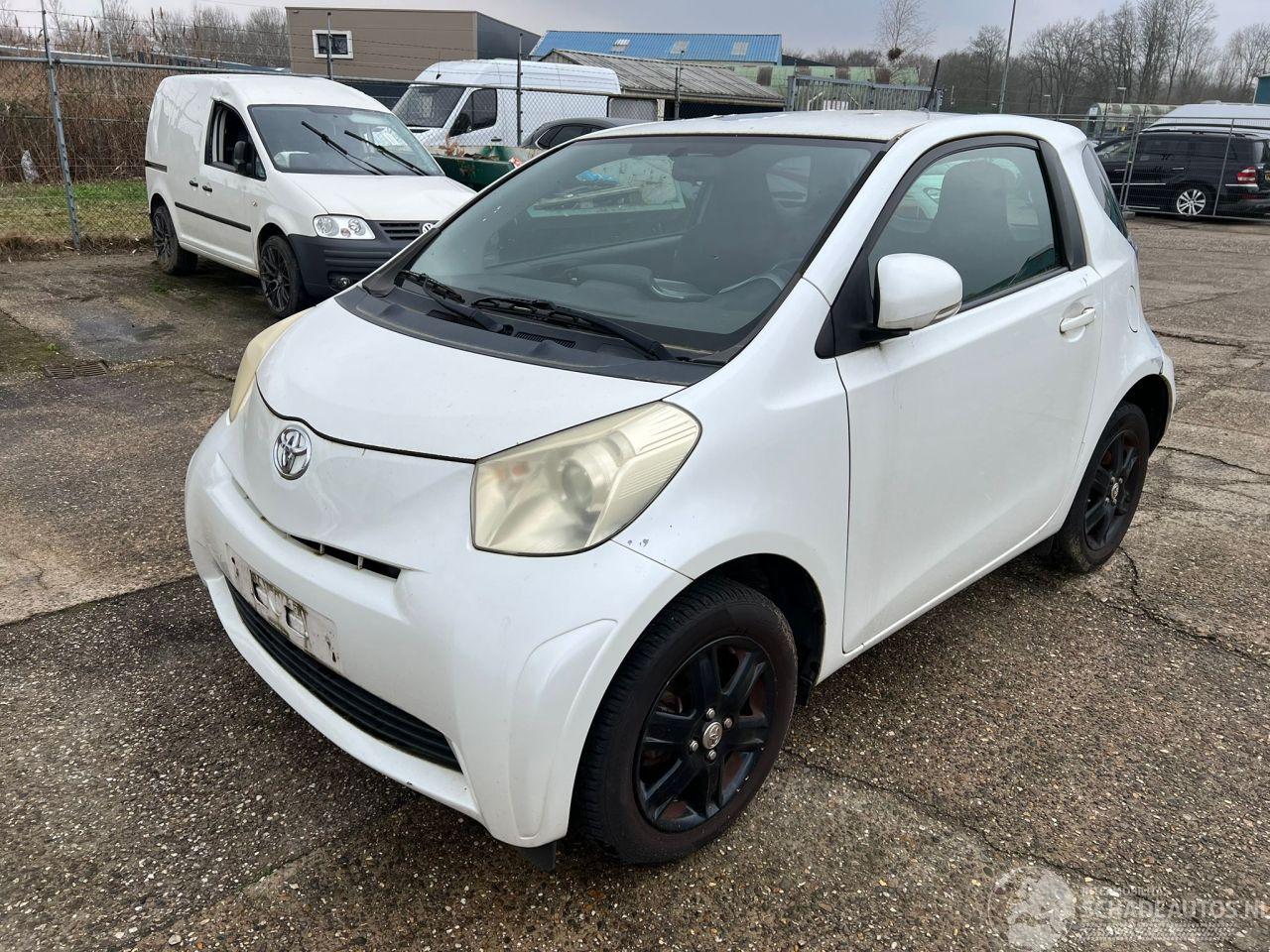 Toyota iQ 1.0 VVTi Comfort