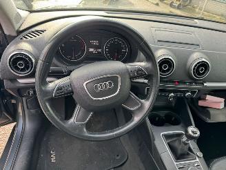 Audi A3 Limousine 1.6 TDI Pro Line picture 14