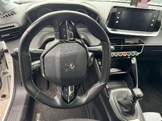 Peugeot 2008 1.2 PureTech Blue Lease Active picture 10