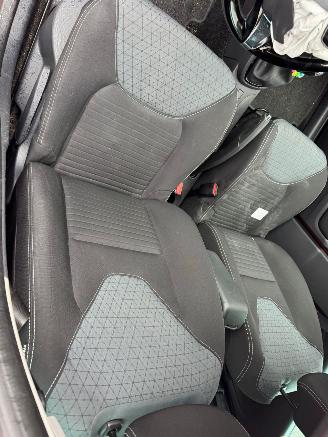 Renault Clio 1.5 dCi ECO Dynamique picture 19