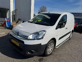 dañado vehículos comerciales Citroën  1.6 AUTOMAAT e-HDI 500 Club Economy 2014/7