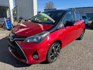 Voiture accidenté Toyota Yaris 1.5 AUTOMAAT Hybrid Dynamic Bi-Tone 2019/6