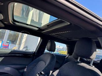 Mini Cooper 1.5 Cooper Business picture 12