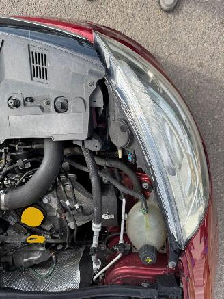 Renault Clio Estate 0.9 TCe Limited picture 8