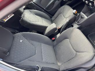 Renault Clio Estate 0.9 TCe Limited picture 15