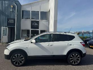 Nissan Qashqai 1.6 Connect Edition picture 2