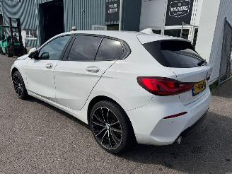 BMW 1-serie 118i AUTOMAAT High Executive picture 3