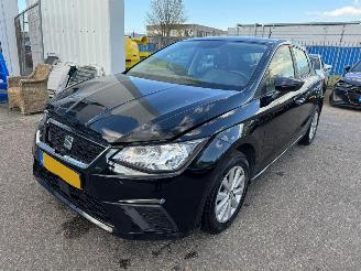 Vaurioauto  passenger cars Seat Ibiza 1.0 MPI Reference 2018/2