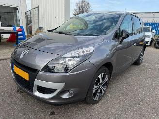 Schadeauto Renault Scenic 1.4 TCe Bose 2011/12