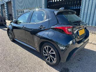 Toyota Yaris 1.5 Hybrid Dynamic picture 3