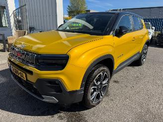 Coche accidentado Jeep Avenger 1st Edition 54 kWh 2023/12