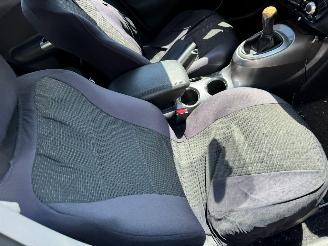 Nissan Juke 1.6 Acenta picture 11