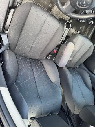 Mazda 2 1.3 Cool picture 18