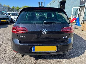 Volkswagen Golf 1.0 TSI Connected Series picture 5