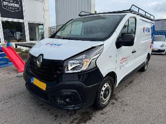 skadebil bedrijf Renault Trafic 1.6 dCi T27 L1H1 Générique 2017/3