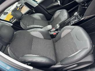 Peugeot 2008 1.2 PureTech Allure picture 16