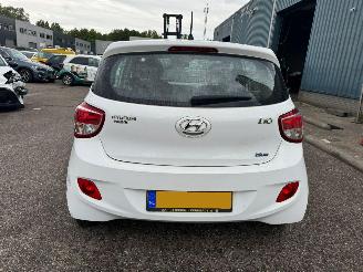 Hyundai I-10 Hyundai i10 1.0i i-Motion Comfort picture 4