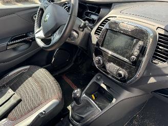 Renault Captur 0.9 TCe Helly Hansen picture 14