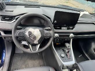 Toyota Rav-4 2.5 Plug-in Hybrid AWD Limited Edition picture 17
