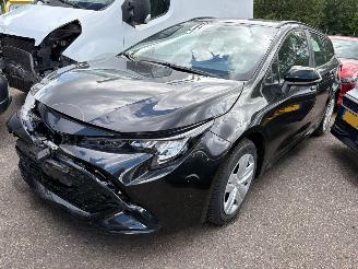 Damaged car Toyota Corolla Touring Sports Hybrid 140 AUTOMAAT Comfort 2026/3